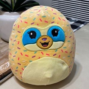 NWOT Sloth Scented squishmallow